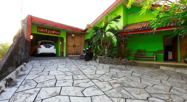 RedDoorz @ Ngampilan, Rezervovat Hotel 3hvězdičkové hotely v Yogyakarta Province, 3*