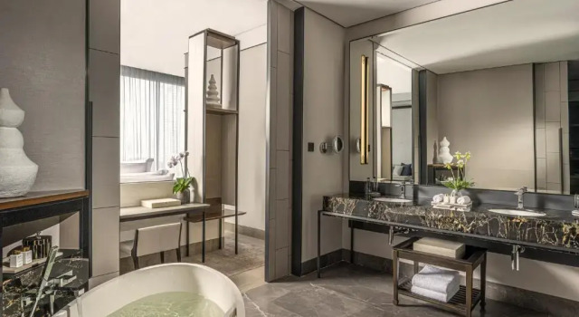 Двухместная студия-люкс с видом на реку Four Seasons Hotel Bangkok at Chao Phraya River