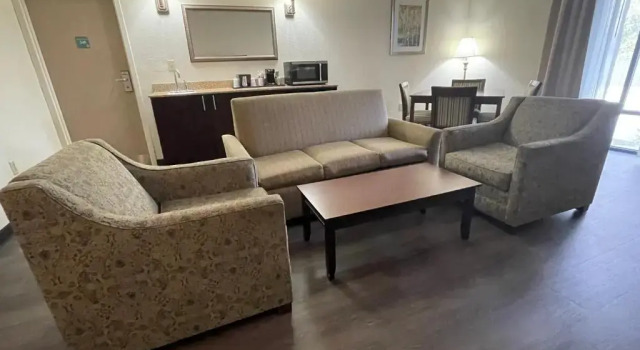 Двухместный люкс Comfort Inn Pinehurst - Southern Pines