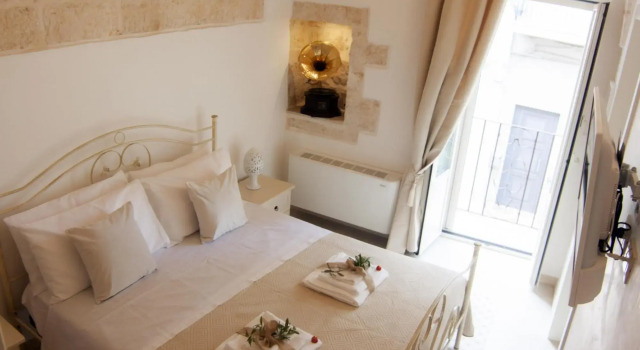 Ladorea Suite