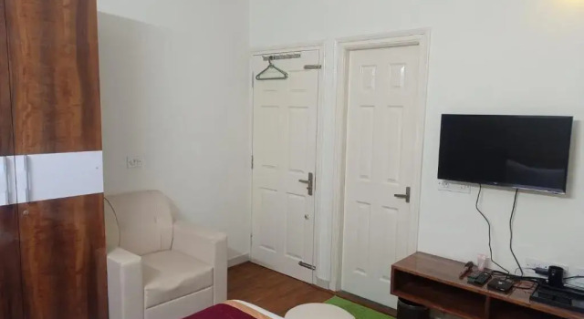 Orchid Suites Service Apartment, Rezervovat Apartmán Hotely v Bangalore s parkováním, Parkování