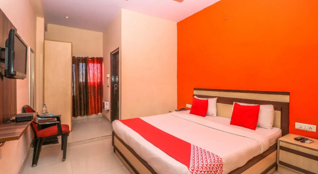 OYO 9927 Hotel Prakash INN