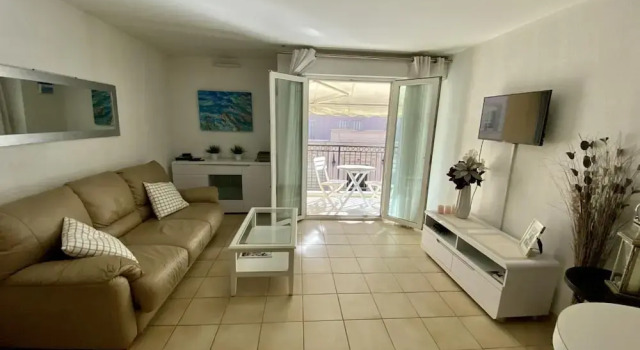 Апартаменты One Bedroom Apartment in the Center of Cannes a few Steps From the Beaches and the Conference Center - 2005