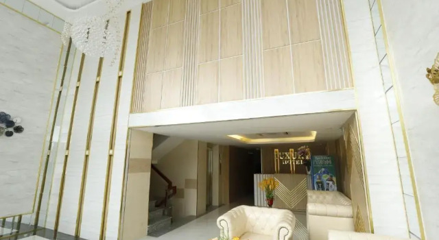 Luxury Hotel