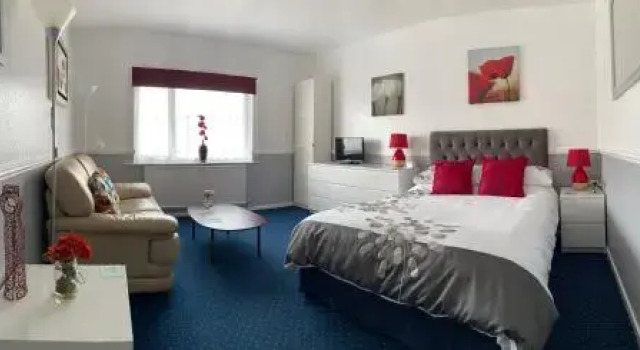 Chateau Dale Holiday Apartments