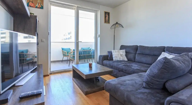 Beautiful Apartment in Zadar With Wifi and 2 Bedrooms