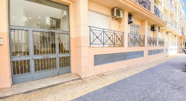 ¡Relax, terraza y wifi! A 50m de la playa, Забронировать Отель Торремолинос Коста-дель-Соль, рядом с Парафия Архангела Михаила