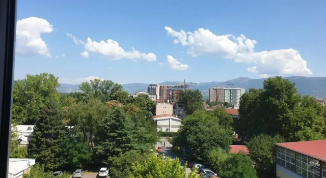 Lüx Living Apartment with 3 Rooms, Rezerwuj Apartament Hotele w Skopje z parkingiem, Parking