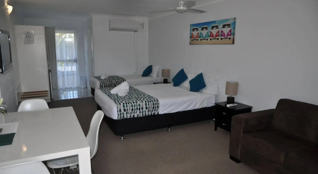 Pottsville Beach Motel