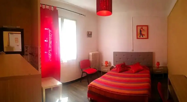 Auberge Roman, Забронировать Хостел Хостелы Alpes-de-Haute-Provence, Хостел