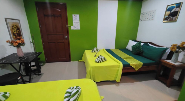 Четырёхместный номер Standard MilVir Tourist Inn El Nido near Beach