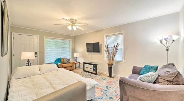 Lovely Tulsa Home: Steps to Park, 5 Mi to Downtown, Reservar Hotel Tulsa Oklahoma