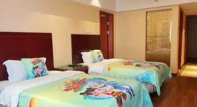 Семейный люкс South Pacific International Hotel