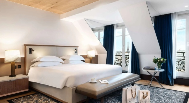 Люкс Eiffel Tower Hyatt Paris Madeleine