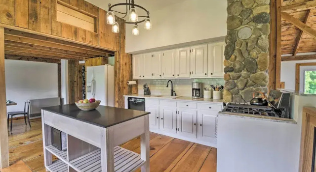 Коттедж с 3 комнатами Charming Waitsfield Escape: 10 Mi to Sugarbush!