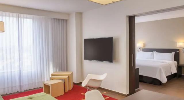 Полулюкс Fiesta Inn Express Puebla Explanada