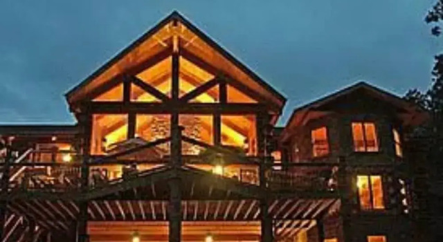 White River Lodge Bed and Breakfast, Varaa Hotelli Blue Eye 