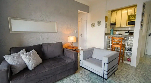 Apto pet Friendly c Wifi a 350m da Praia do Tombo