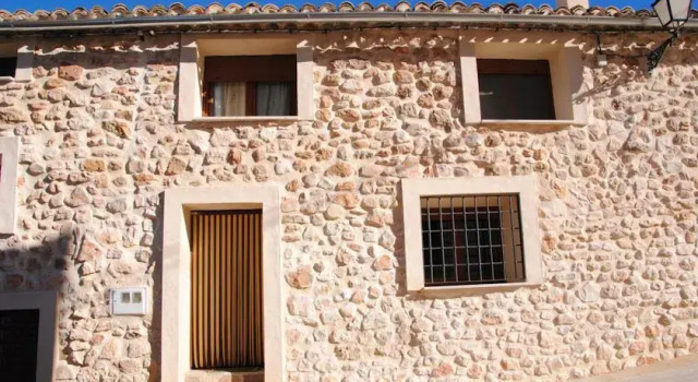 Casa Rural Dalila, Varaa Hotelli Valeria Cuenca Province