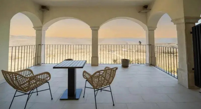 Полулюкс Wine Residence Cattunar