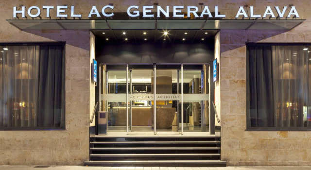 AC Hotel General Alava by Marriott, Rezerwuj Bed and Breakfast Hotele w Baskonia z parkingiem, Parking