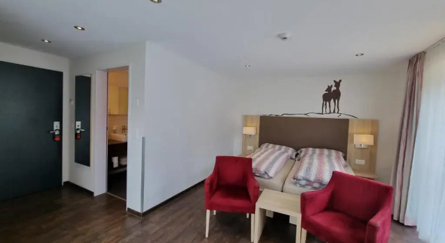 Hotel Astoria, Varaa Hotelli Ulrichen Obergoms