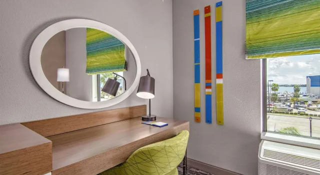 Номер Deluxe Hampton Inn Houston NASA-Johnson Space Center