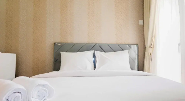 Comfortable Fully Furnished Studio Green Pramuka City Apartment, Prenota Appartamento Cempaka Putih 