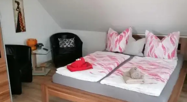 Nahe bei Störti, Prenota Hotel Gnies 