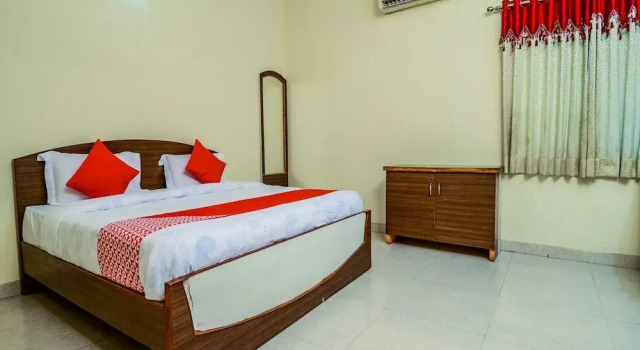 OYO 18825 Hotel Akshey