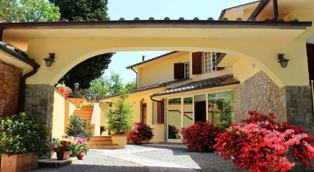 Villa Relais at the gates of Chianti-Relais "Le Fornacelle", Забронировать Вилла Монтериджони Кьянти