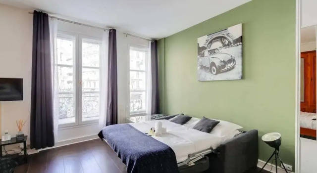Spacious Studio in Marais, Забронировать Апартаменты/квартира Париж Иль-де-Франс, рядом с Станция метро Rambuteau