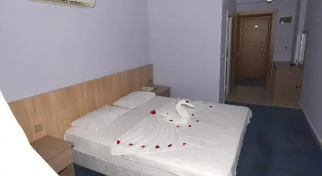 Одноместный номер Standard с балконом Demirci Hotel