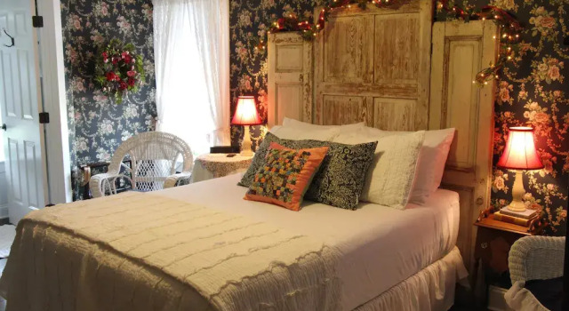 Airy View Bed and Breakfast, Book Hotel Hoteller i Columbia med parkering, Parkering