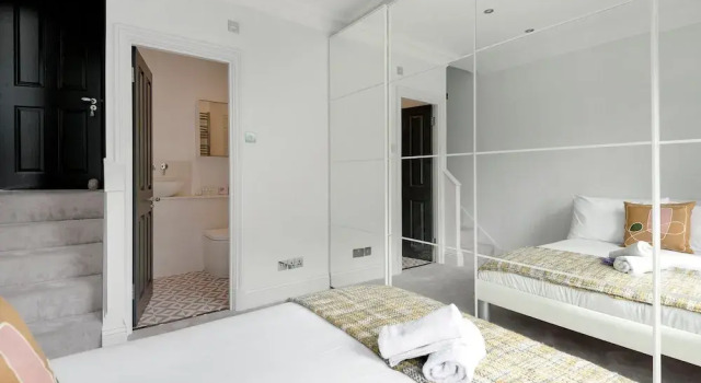 Modern and Bright Highgate Gem