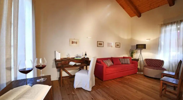 Cascina Alberta, Prenota Hotel Treiso Langhe