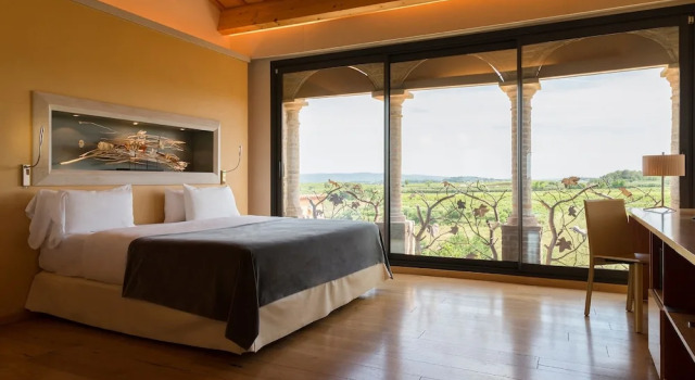 Двухместный номер Deluxe Can Bonastre Wine Resort, The Originals Relais (Relais du Silence)