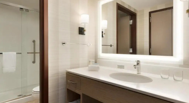 Двухместный люкс c 1 комнатой Homewood Suites by Hilton Chicago West Loop Fulton Mkt Area