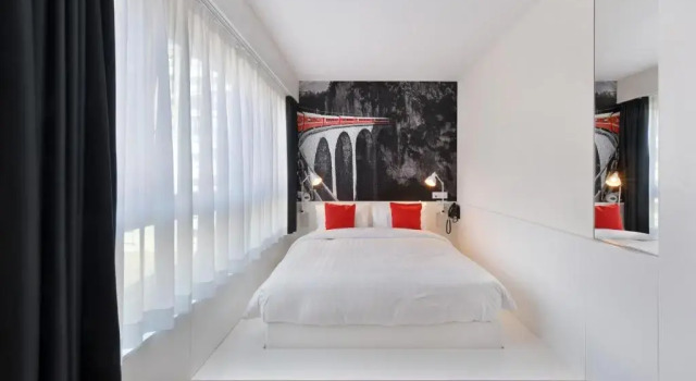 Одноместный номер Standard Home Swiss Hotel