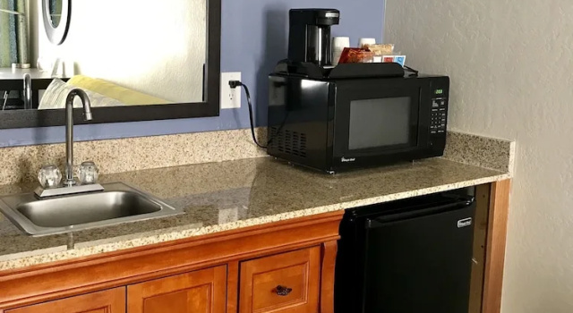 Двухместный люкс Days Inn & Suites by Wyndham East Flagstaff