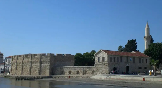 Апартаменты St. Lazaros Seaside Apartment