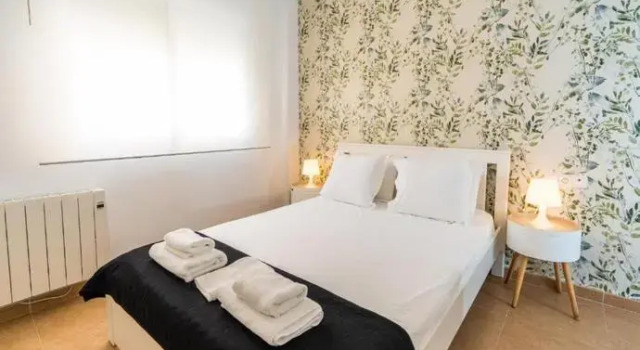 Trendy Homes Puerta Purchena, Забронировать Отель Альмерия Коста-де-Альмерия, рядом с Клуб Pena Flamenco El Morato