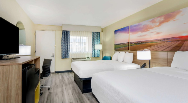 Days Inn & Suites Clovis, Book Hotel Clovis New Mexico