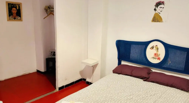 B&B Una Habitación Propia, Забронировать Отель Сьютат Белла 