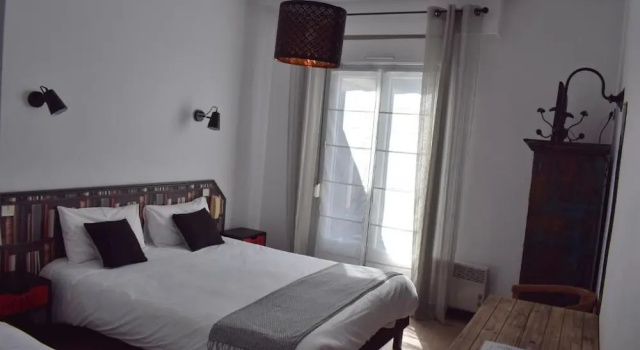 Трёхместный номер Classic Hotel La Licorne