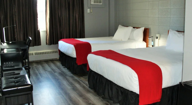 Четырёхместный номер Executive Slave Lake Inn & Conference Centre