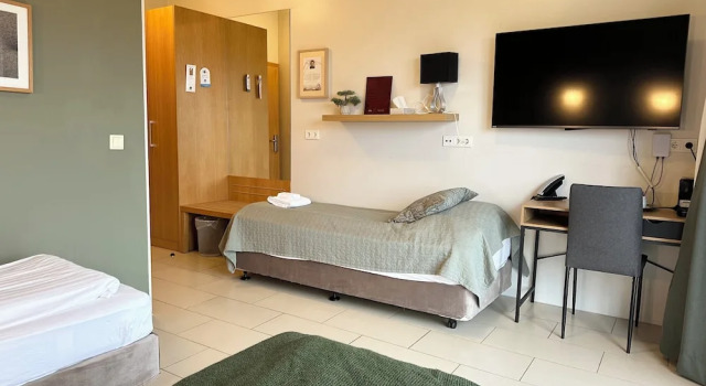 Трёхместный номер Standard Hotel Laki