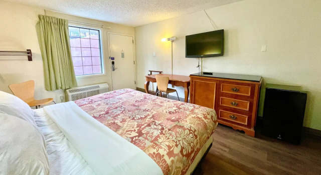 Red Carpet Inn - New Brunswick, Забронировать Отель провинция Нью-Брансуик North Jersey