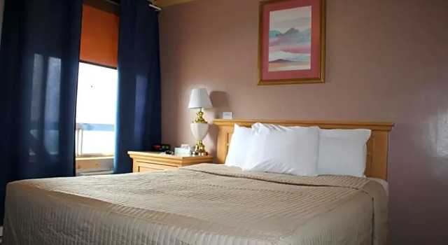 Номер Economy Trails End Motel