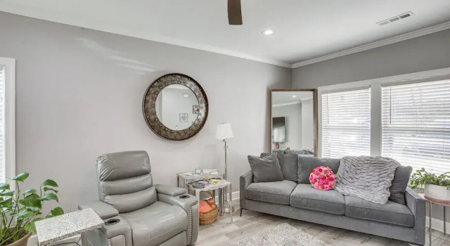 Pet-friendly Gallatin Home w/ Deck, 1 Mi to Town!, Réserver Hôtel Gallatin Tennessee
